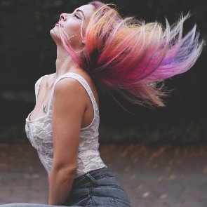 5 Things That Can Make Your Hair Color Fade