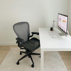 How Office Chairs Are Refurbished: From Worn Out to Like New